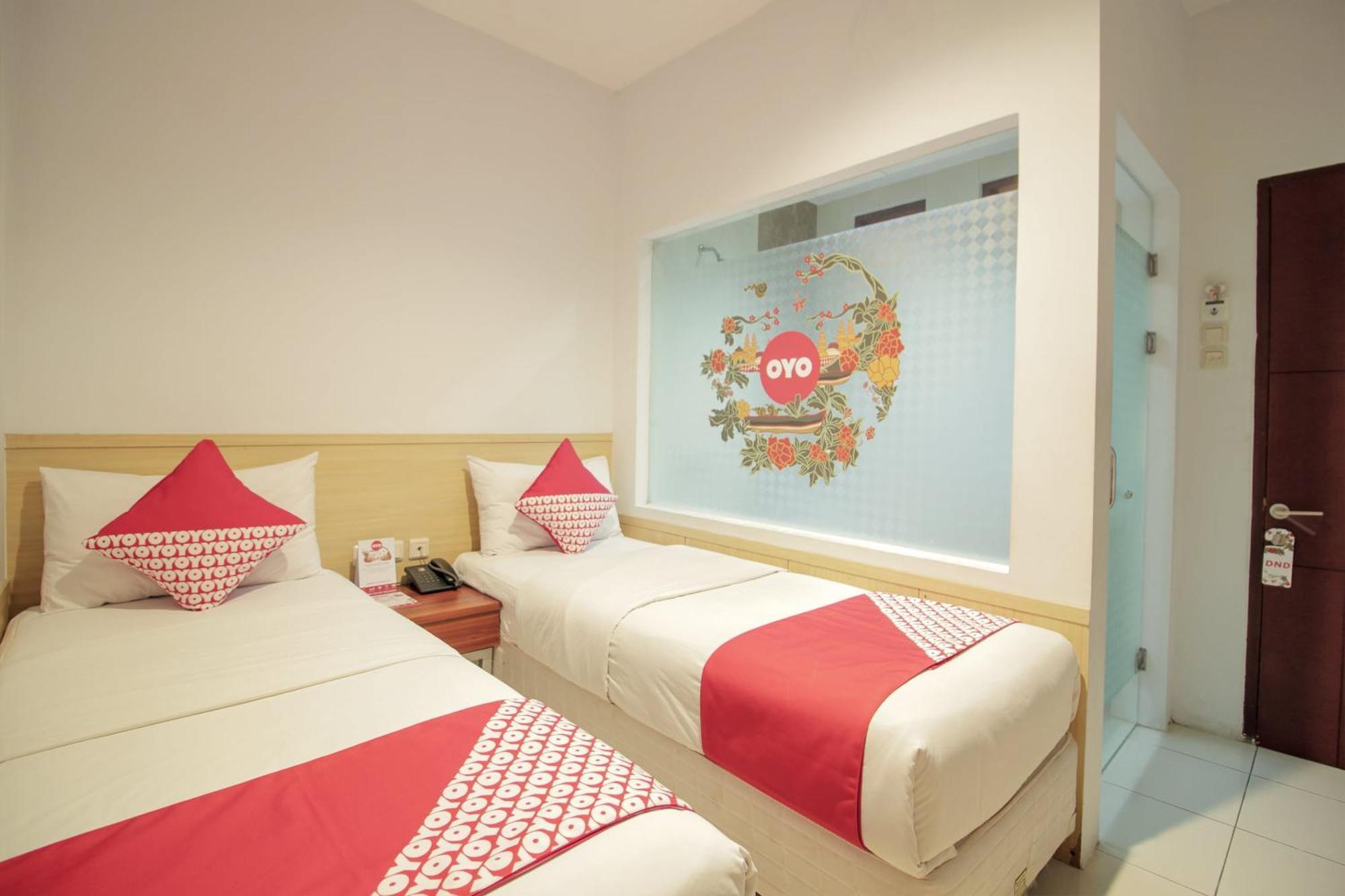 Collection O 295 Grha Ciumbuleuit Guest House Bandung Exterior foto